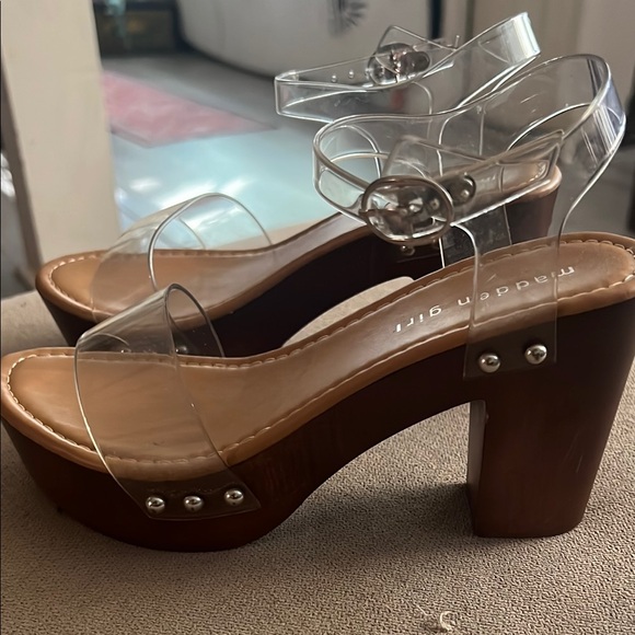 Madden Girl Clear Platform Sandals - Picture 1 of 4